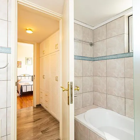 Simore * Ретимно (Крит)